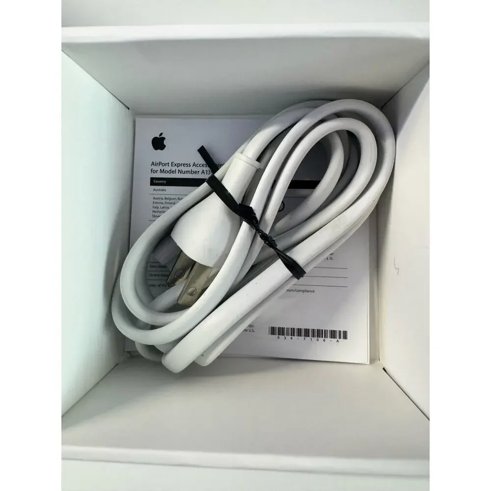 Apple Airport Express 802.11n Wi-Fi MC414LL/A